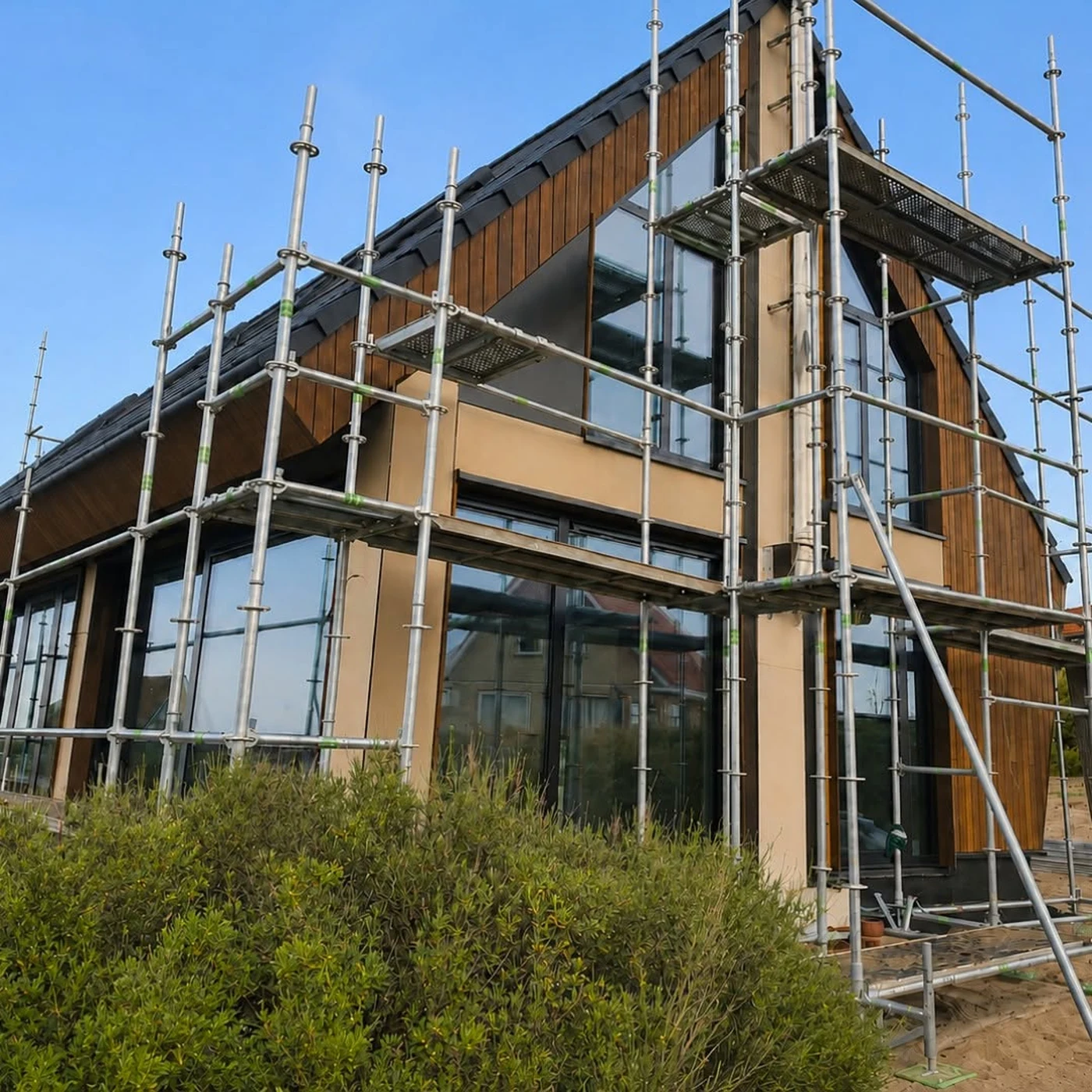 Side perspective of the Dutch timber and steel hybrid residence