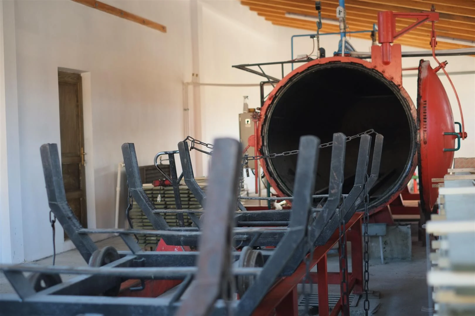 SCHOLZ autoclave treatment equipment at ERGIO
