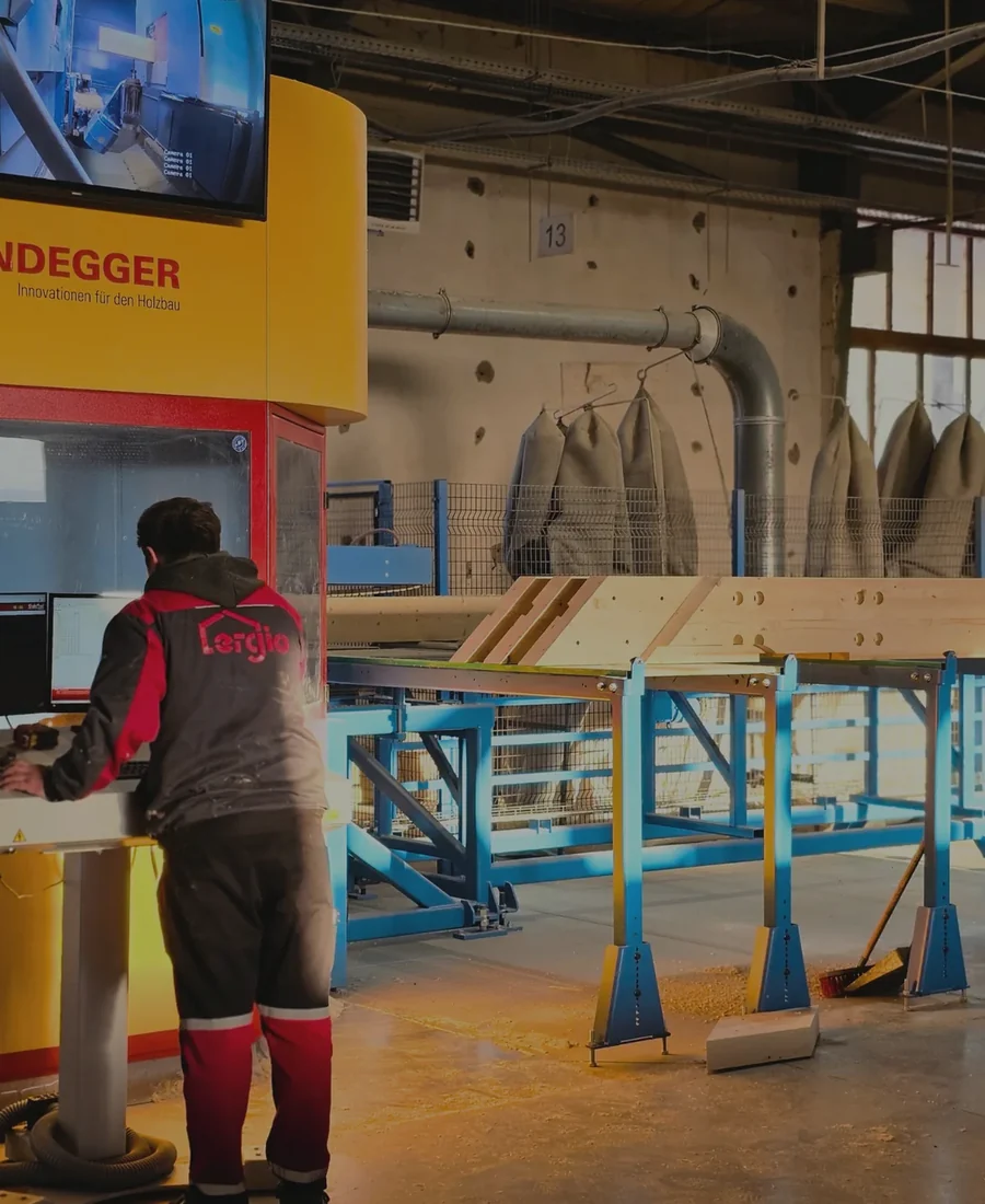 Hundegger timber machining equipment