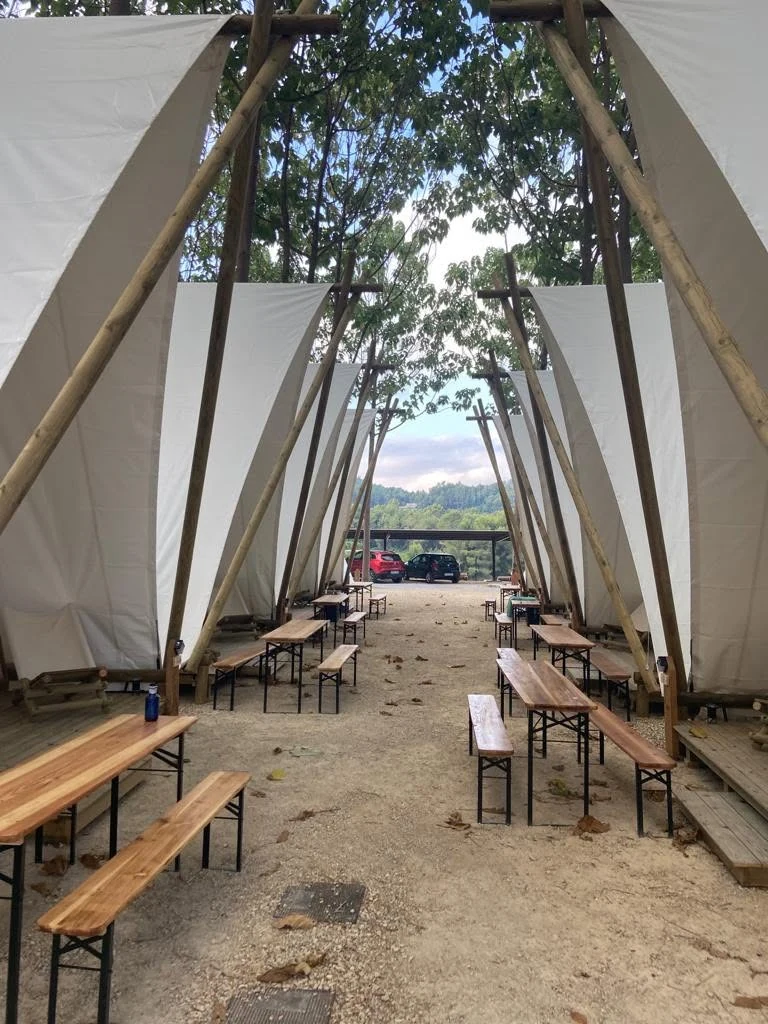 La Escalada Gandia glamping tents among trees