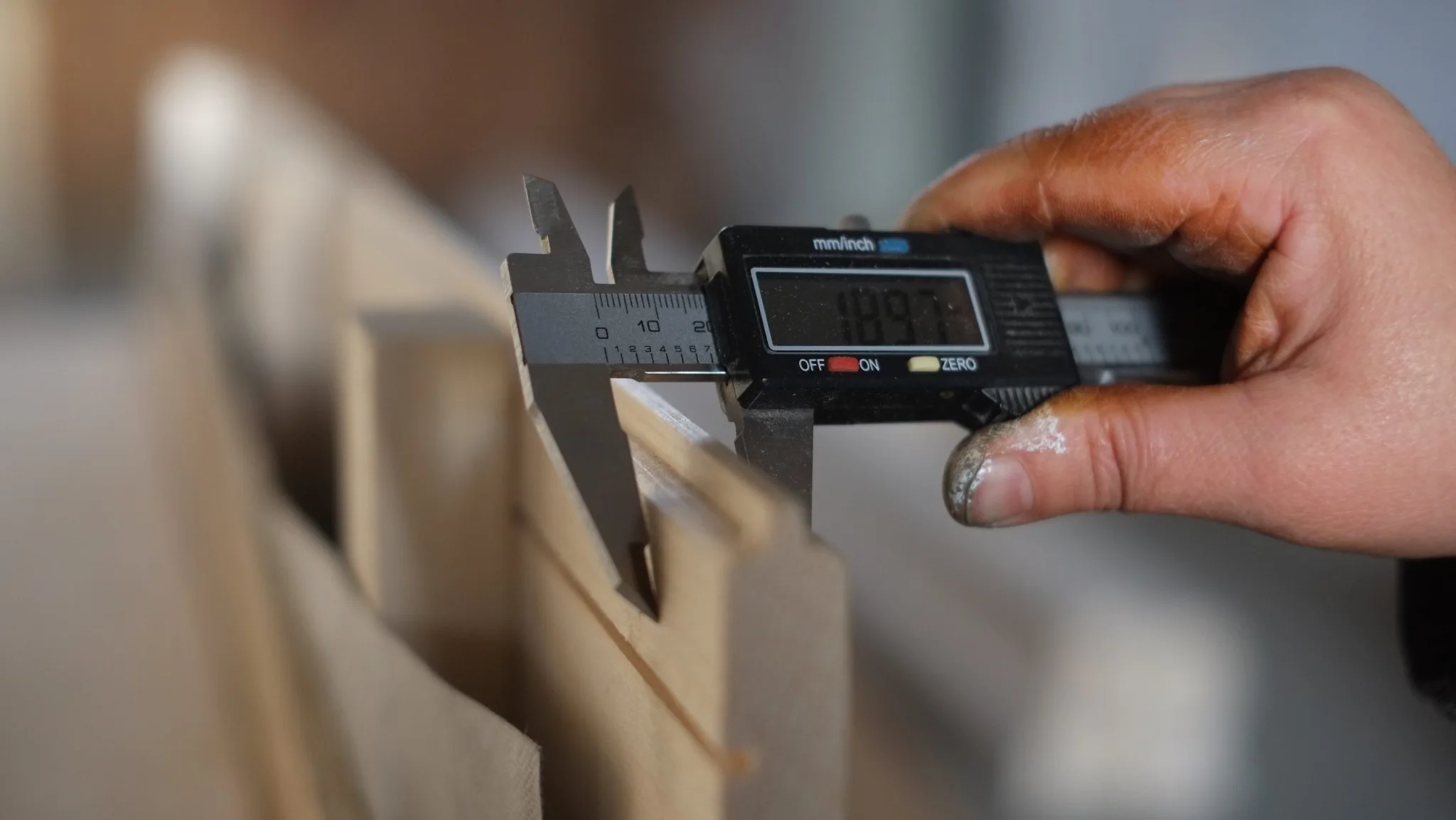 Dimensional verification of a machined timber profile at ERGIO
