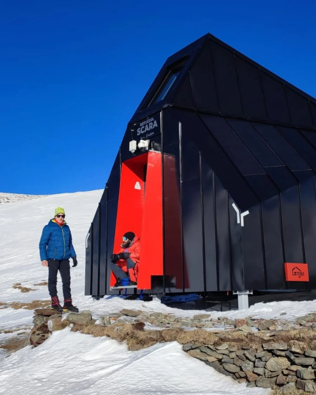 Refugiul Scara mountain shelter built by Ergio