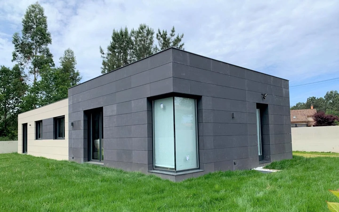 Tomino modular timber residence in Pontevedra Spain